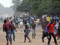 Togo'da "anayasayı değiştirmeyin" gösterisi