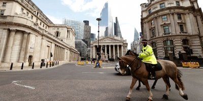 İngiliz ekonomisinde 41 yılın en büyük düşüşü