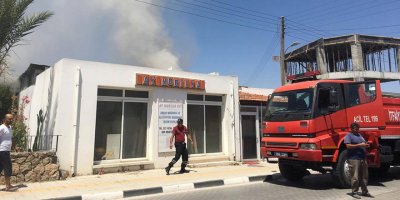Lefkoşa'da korkutan yangın
