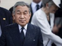 İmparator Akihito 2018'de tahttan çekilecek