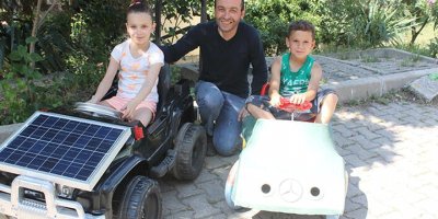 Hurda malzemelerden çocuklarına akülü araba, kendisine drone yaptı