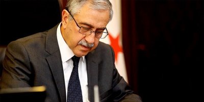 Cumhurbaşkanı 'Bilişim Suçları Yasası'nı imzaladı