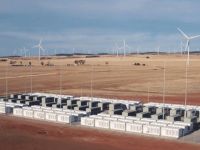 Tesla'nın Avustralya'daki 'mega pili' çalıştırıldı