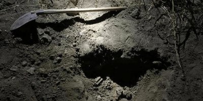 Kaçak kazı yapan 5 defineci yakalandı