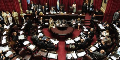 Arjantin'de milletvekilleri ve senatörlerin maaşlarının askıya alınması 180 gün daha uzatıldı