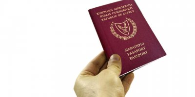 Güney Kıbrıs’ta verilen “altın pasaport" sayısı gündemde