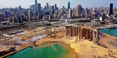 Vali: Beyrut'ta 300 bin kadar kişi evsiz