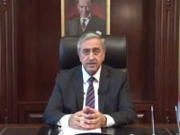 Akıncı, seçimlere katılan partilerin başkanlarını telefonla aradı