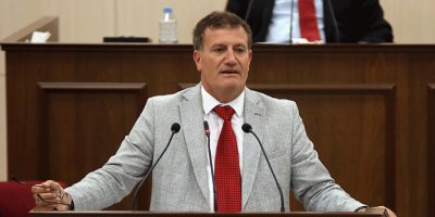 “HP bu partizanlıkla nasıl koltukta oturuyor”