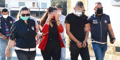 Çalıntı kartlarla 180 bin TL çaldılar