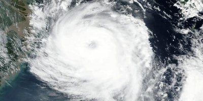 Güney ve Kuzey Kore'de hızla yaklaşan Bavi tayfunu paniği