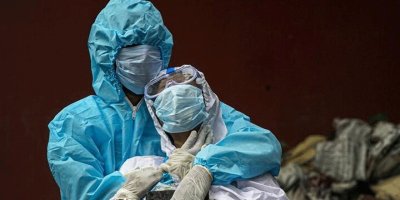 Ülke felaketi yaşıyor! Bir günde 100 bine yakın vaka