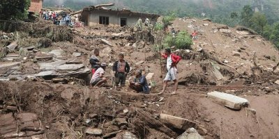 Nepal’de toprak kayması: 12 ölü, 21 kayıp