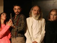 “Bana Bir Şans Ver” isimli komedi Lefkoşa'da oynamaya devam ediyor