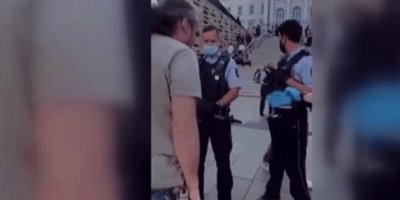 Alman polisinin görme engelli kişiye şiddet uyguladı