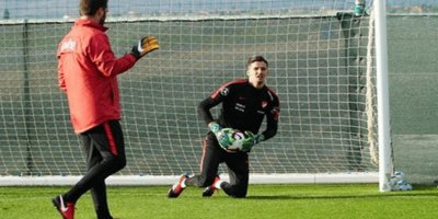 Altay Bayındır: "A milli ya da ümit milli hiç fark etmez!