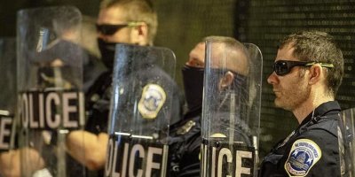 ABD'de siyahi Jonathan Price'ı öldüren polis memuru kovuldu