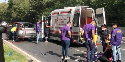 Yaralı kurye yerde acı içinde yatarken o paspaslarını temizledi