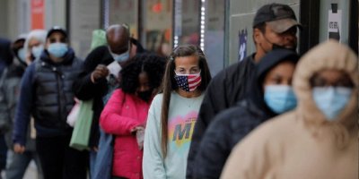 ABD’de erken oy verme kuyruğu! New York’ta dikkat çeken manzara