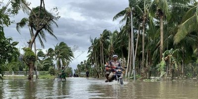 Molave Tayfunu nedeniyle Vietnam'da 1.3 milyon kişi tahliye ediliyor