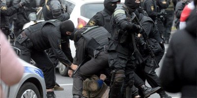 Belarus sokakları yeniden karıştı