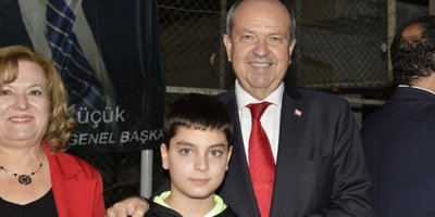 Cumhurbaşkanı Tatar, İrsen Küçük turnuvası ödül törenine katıldı