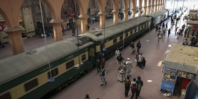 Pakistan, çalınan 45 tarihi eseri abd'den teslim aldı