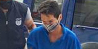 Arkadaşını kalbinden bıçakladı