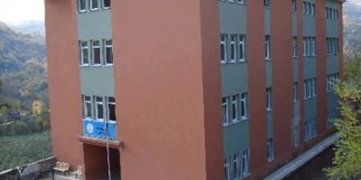 Öğretmende corona virüs çıktı, okuldağitime 4 gün ara verildi