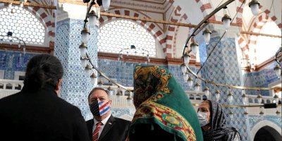 Pompeo, Patrikhane’den sonra Rüstem Paşa Camii’ni gezdi