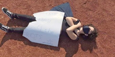 Barış sloganı atan öğrenciler linç edildi!