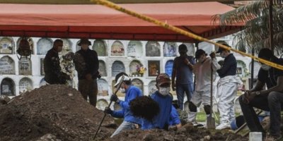 Kolombiya'da bir toplu mezarda 17 ceset bulundu