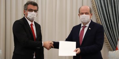 Hükümeti kurma görevi Erhürman'da