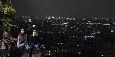 İngiltere yeniden yerel kısıtlamalara hazırlanıyor