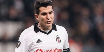 Necip Uysal: Sahaya çıktığınızda arkadaşlık kalmaz