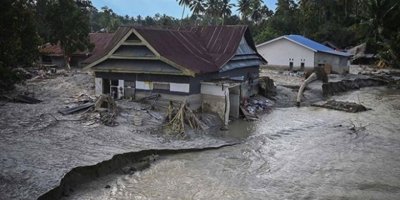 Endonezya'da 5 bin 965 kişi selden etkilendi