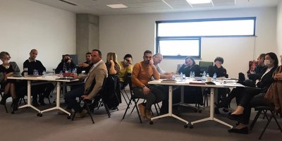 Girne Belediyesi personeline “yüksek performanslı takım koçluğu” konusunda eğitim verildi.