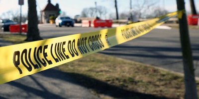 Başına çekiçle vurdular!