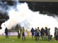 APOEL-AEL Maçında olay