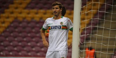 Galatasaray’dan orta sahaya takviye: Salih Uçan