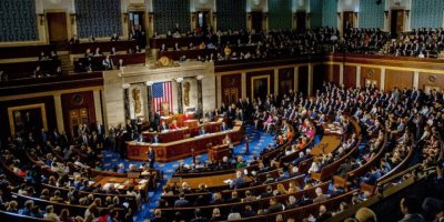 ABD’de corona yardımı oylaması ertelendi