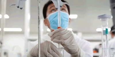 Çin'de kovid-19 aşısı riskli gruplara uygulanmaya başlandı