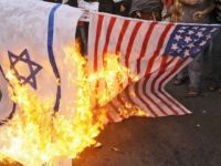 Kıbrıs ABD Büyükelçiliği önünde protesto