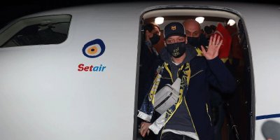 Fenerbahçe’nin yeni transferi Mesut Özil, İstanbul’da