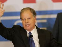 Alabama'yı Demokrat Aday Jones kazandı
