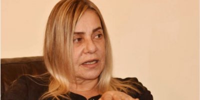 Ender Denktaş Vangöl partisinden istifa etti