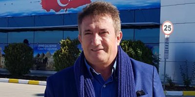 Ayhan Arıklı'dan, Zaroğlu'na dolandırıcılık iması!