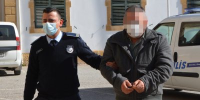 Kaçak et kaçakçısı suçüstü yakalandı