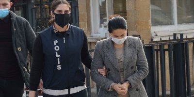 Temizliğe gittiği evde hırsızlık yaptı