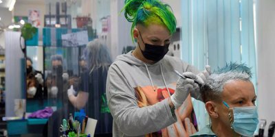 Almanya Sağlık Bakanı, aşı olanlara hareket özgürlüğü vaat etti